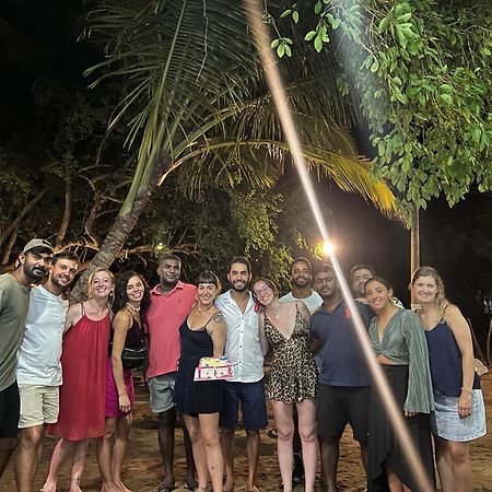 Hangover Hostels Arugam Bay Bagian luar foto