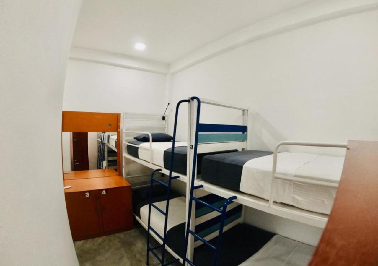 Hangover Hostels Arugam Bay Bagian luar foto