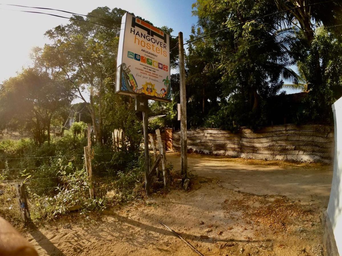 Hangover Hostels Arugam Bay Bagian luar foto