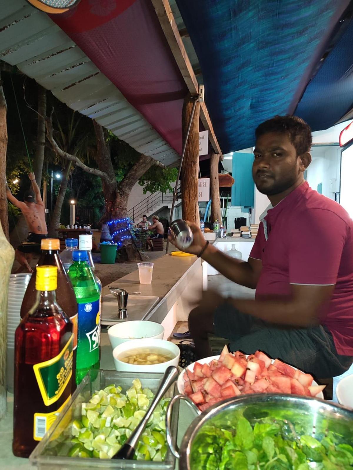 Hangover Hostels Arugam Bay Bagian luar foto