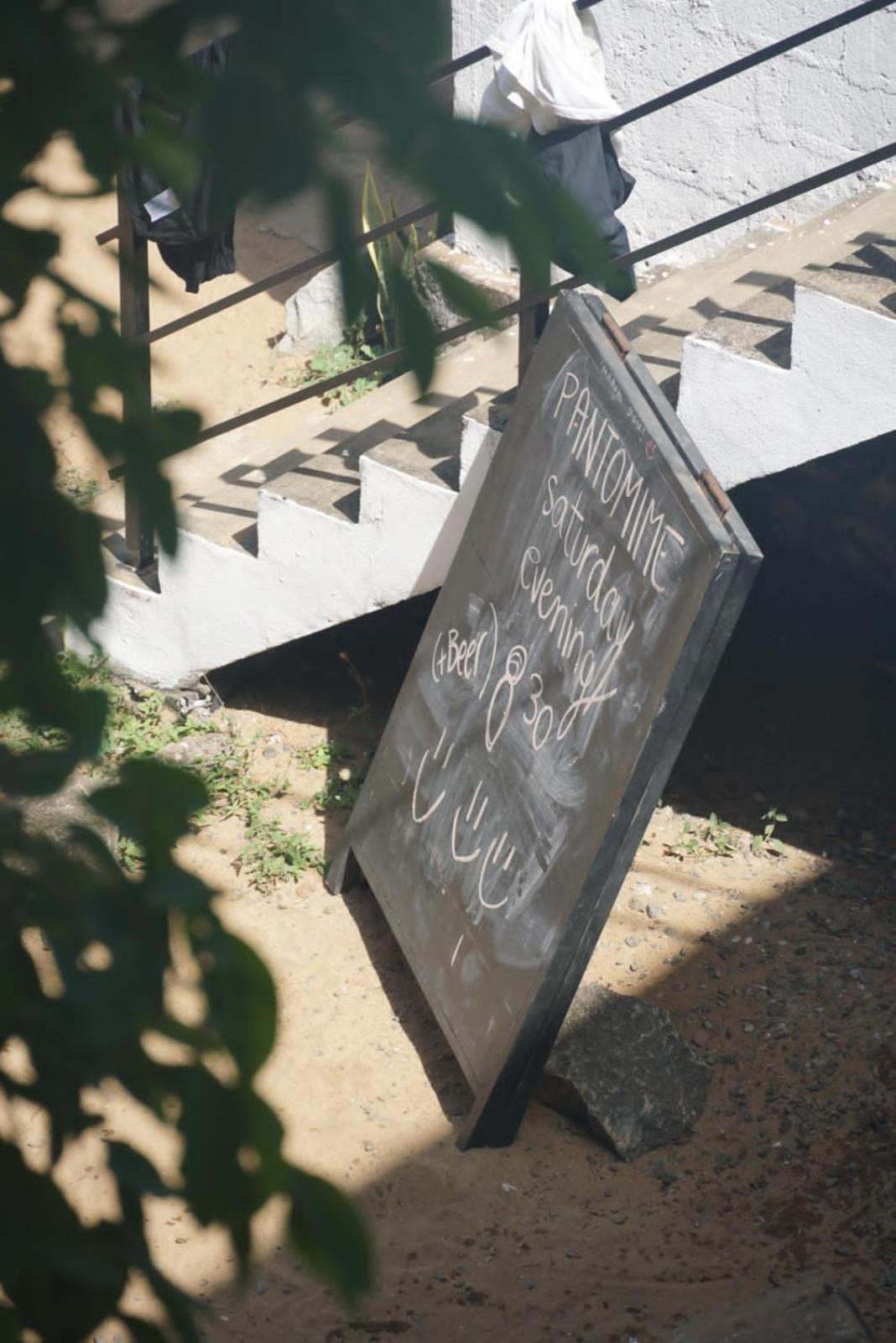 Hangover Hostels Arugam Bay Bagian luar foto